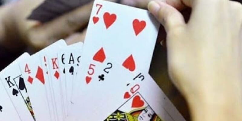 Hòa mình chơi cách chơi bài tiến lên luôn thắng